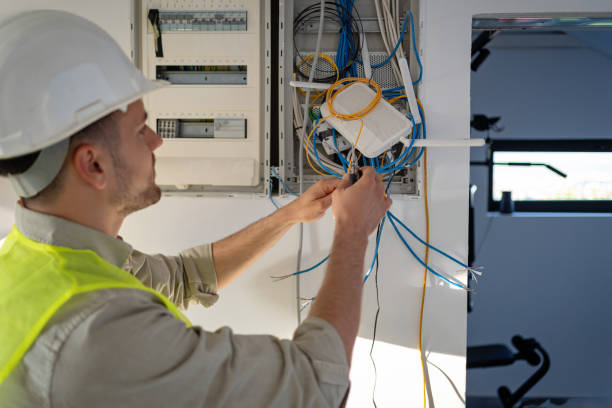Best Commercial Electrician Services  in New Cassel, NY